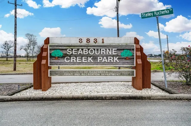 $2,395 | 2623 Finley Lane, Rosenberg, TX 77471