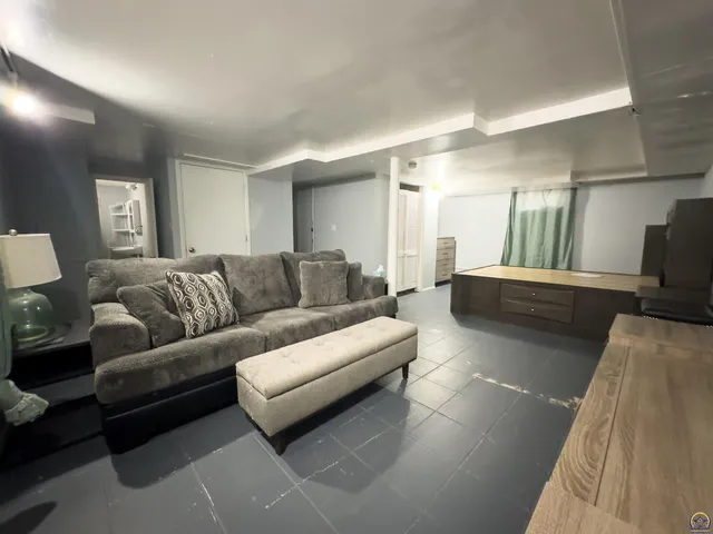 $154,995 | 1164 Southwest MacVicar Avenue, Topeka, KS 66604