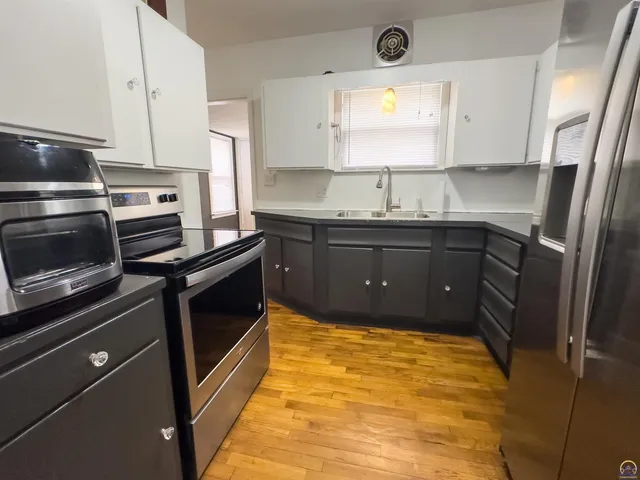 $154,995 | 1164 Southwest MacVicar Avenue, Topeka, KS 66604