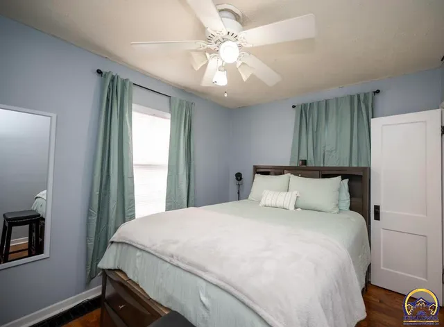 $154,995 | 1164 Southwest MacVicar Avenue, Topeka, KS 66604