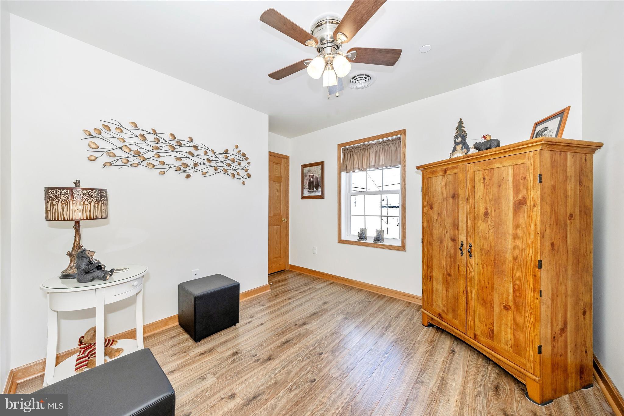 19327 Longmeadow Road Hagerstown, MD 21742 - Photo 33 of 48