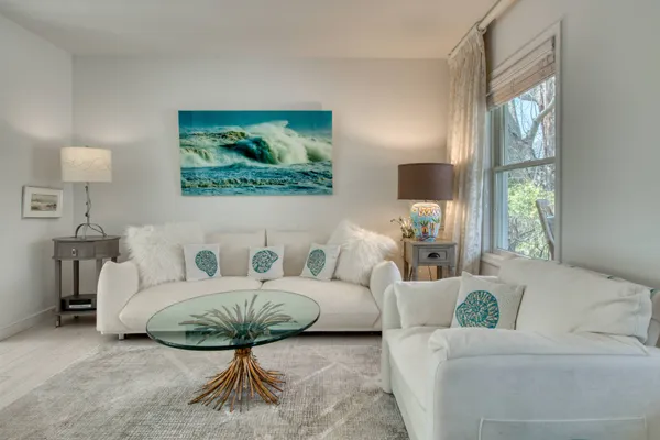 $2,495,000 | 14 Murray Place, Bridgehampton, NY 11932
