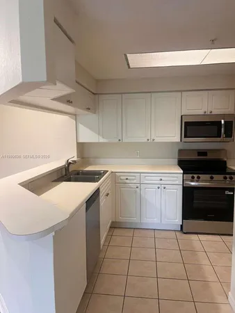$2,100 | 2726 Anzio Court, Unit 308, Palm Beach Gardens, FL 33410