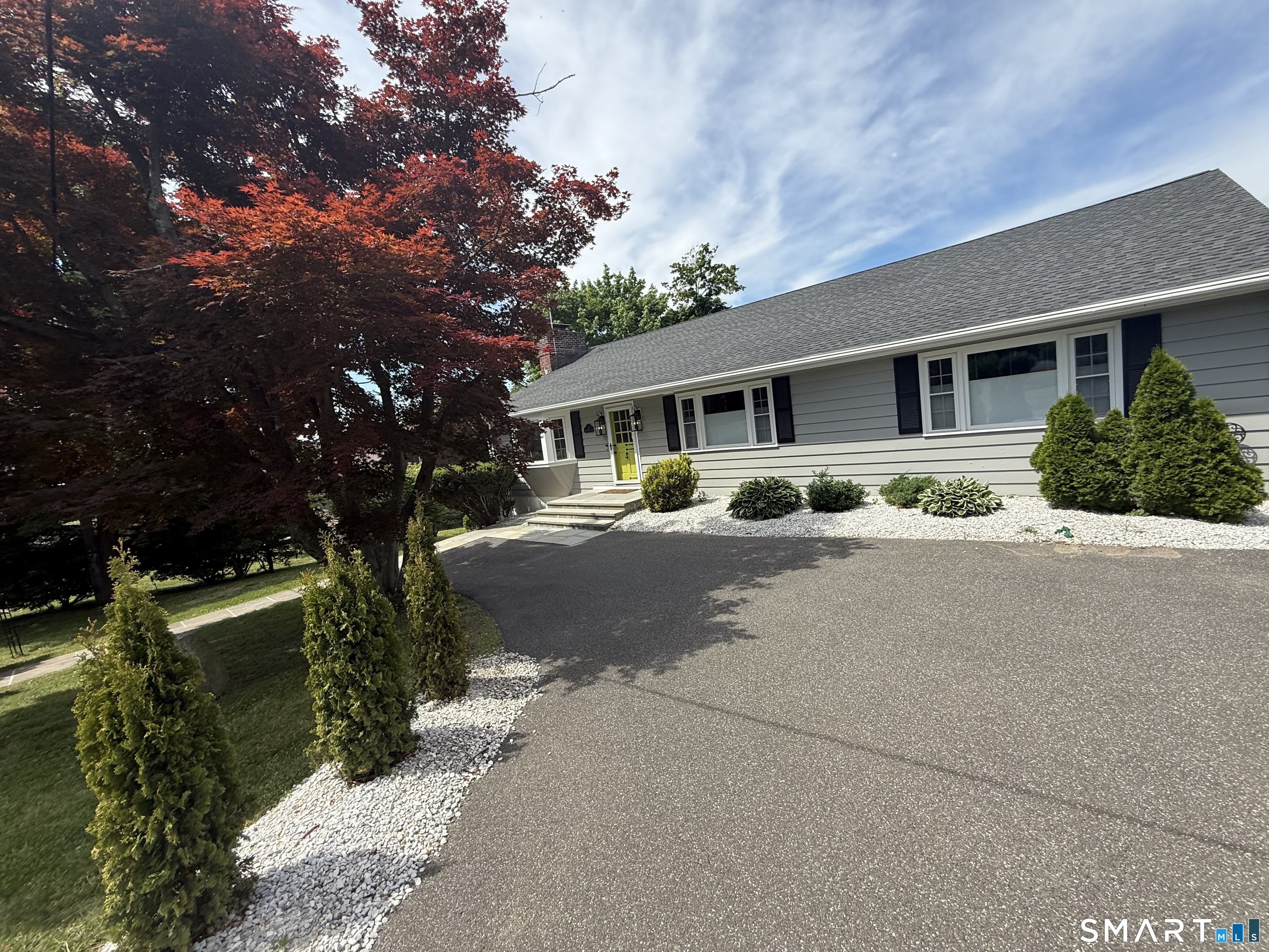 16 Candlewood Acres Road Brookfield, CT 06804 - Photo 4 of 37