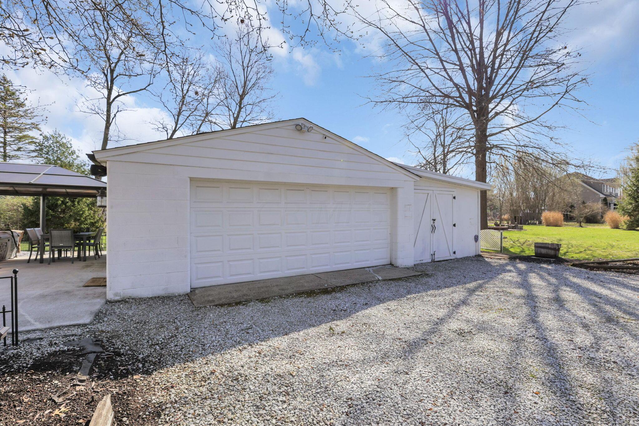 141 Park Road Columbus, OH 43235 - Photo 50 of 75 50-web-or-mls-0V3A8080