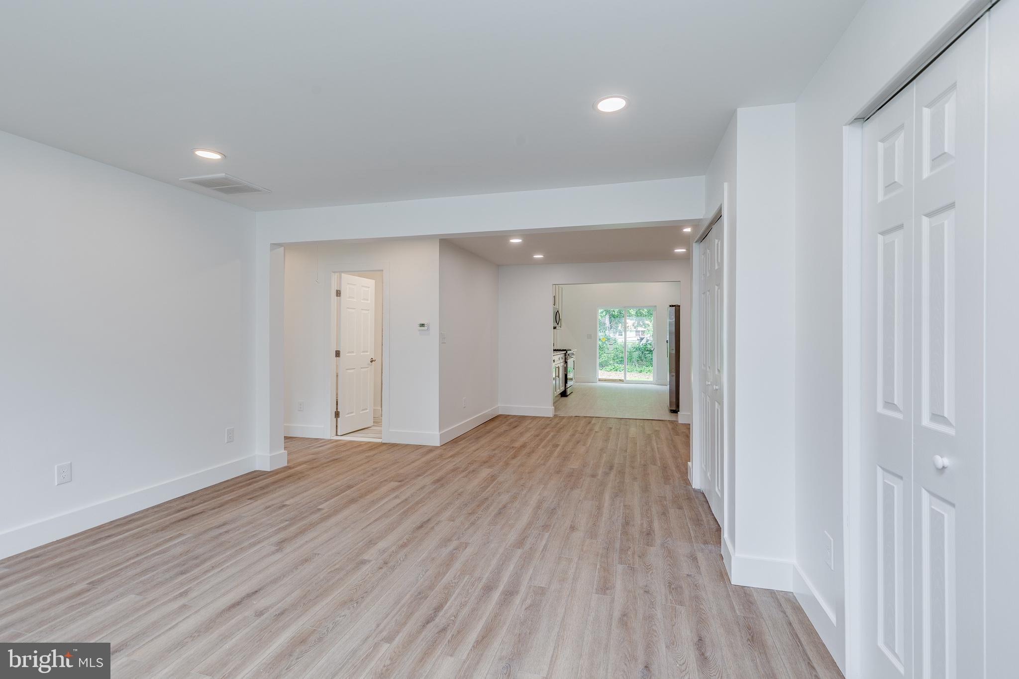 206 Kinsley Road Pemberton, NJ 08068 - Photo 8 of 29