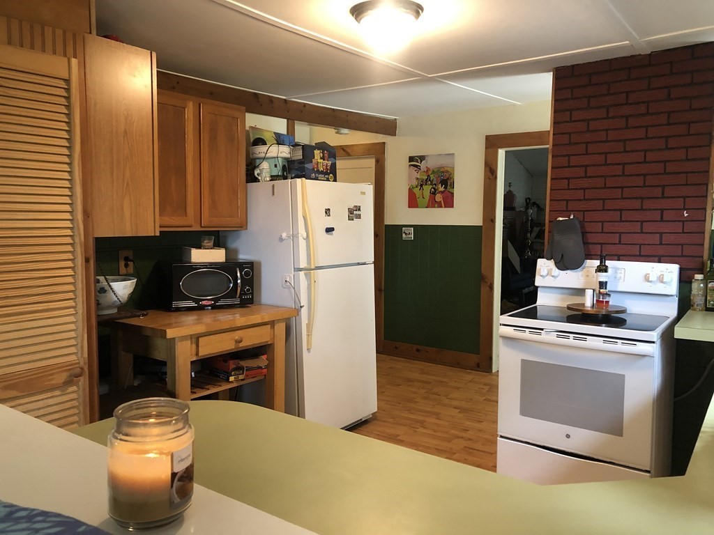838 Greenfield Road Leyden, MA 01337 - Photo 4 of 42