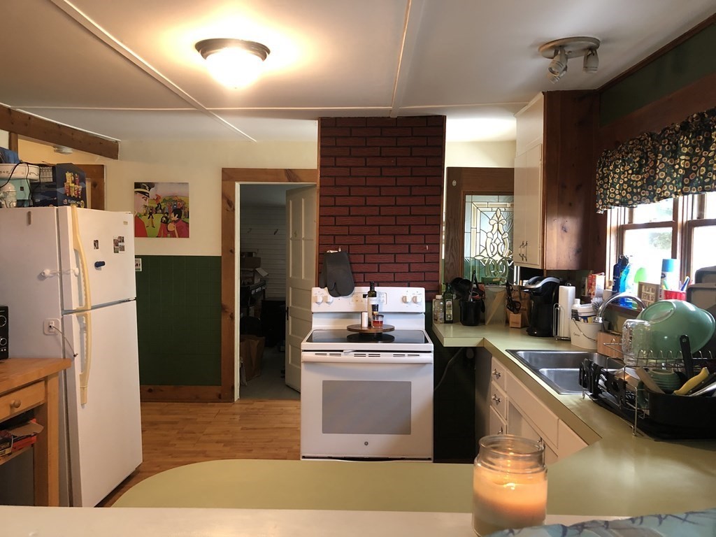 838 Greenfield Road Leyden, MA 01337 - Photo 5 of 42