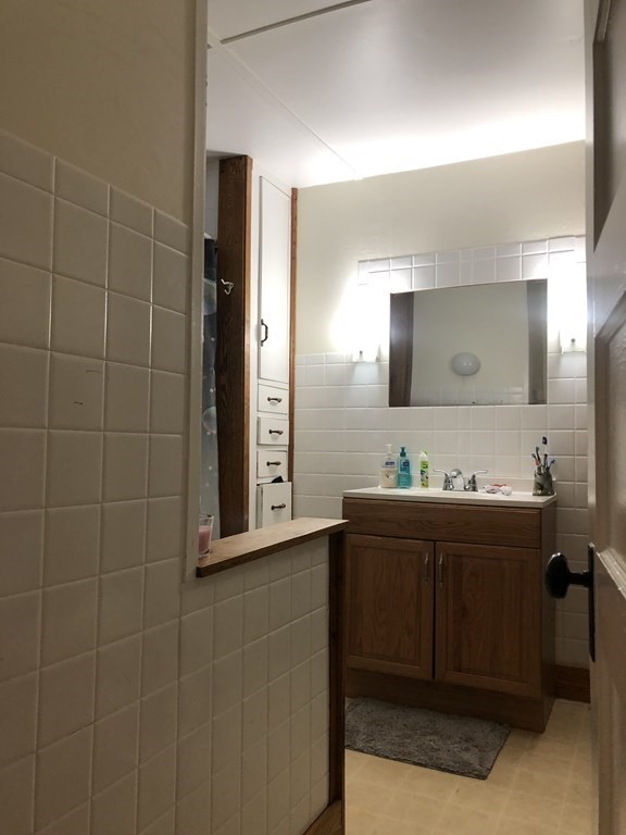 838 Greenfield Road Leyden, MA 01337 - Photo 8 of 42