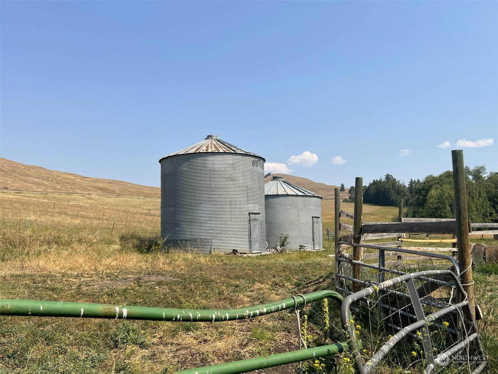 1862 Havillah Road Oroville, WA 98844 - Photo 21 of 31