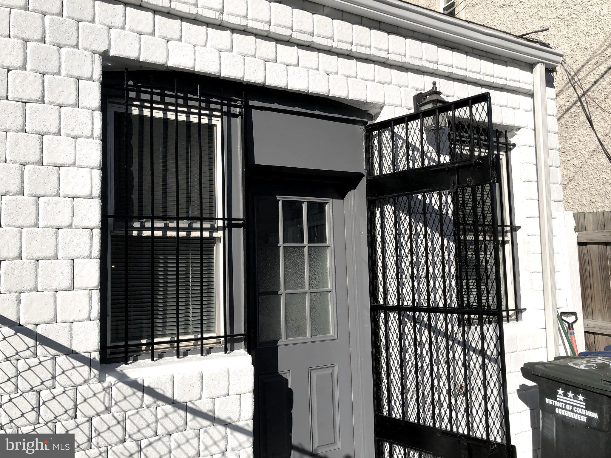 640 Columbia Road Northwest Washington, DC 20001 - Photo 3 of 10