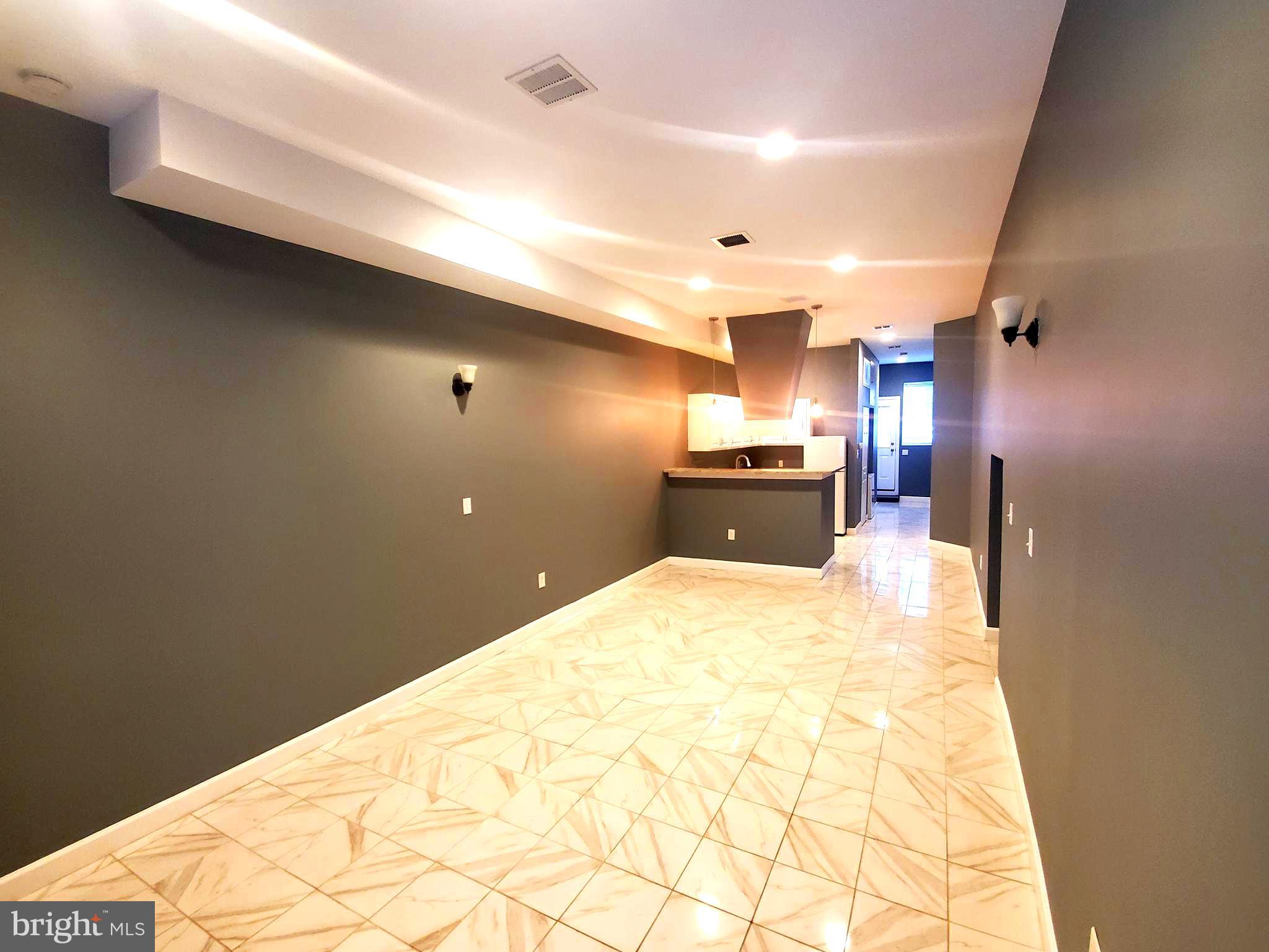 640 Columbia Road Northwest Washington, DC 20001 - Photo 4 of 10