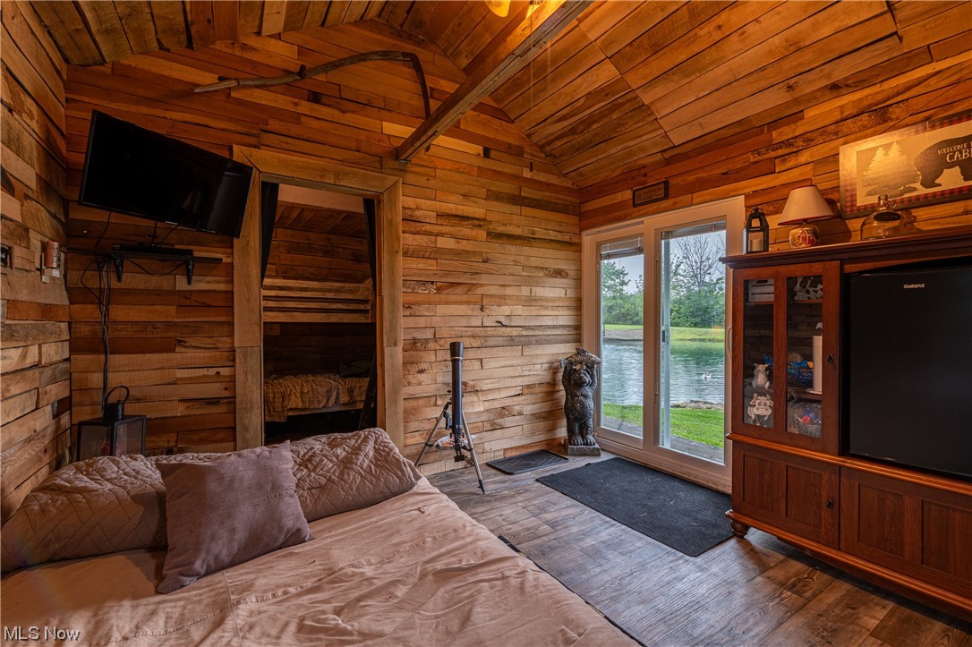 13244 Girdled Road Painesville, OH 44077 - Photo 35 of 35 Inside Cabin