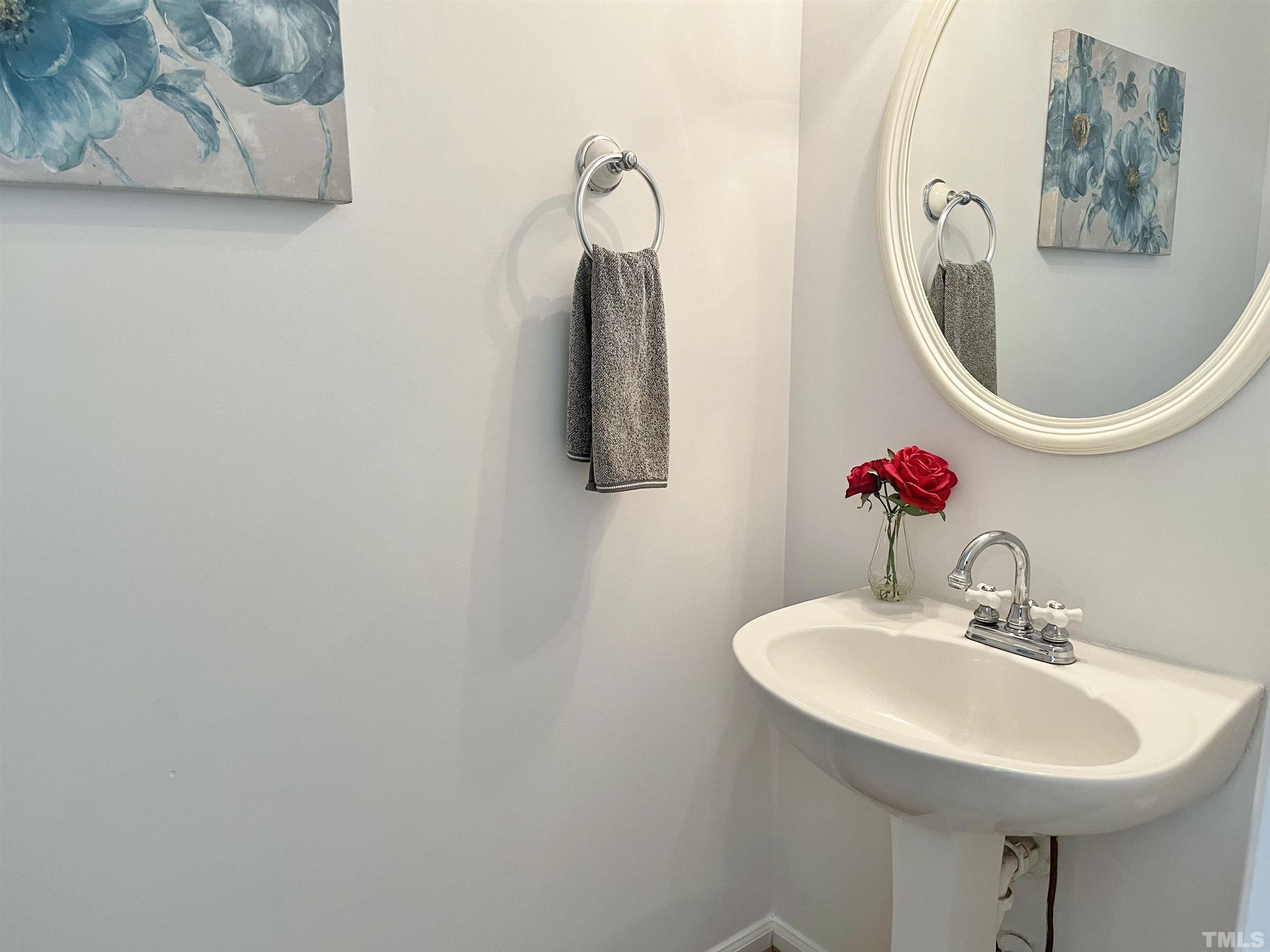 8724 Springhouse Lane Raleigh, NC 27617 - Photo 8 of 21 Gallery Image 8
