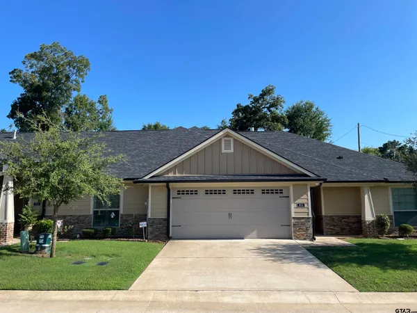 $1,950 | 815 East Grande Boulevard, Tyler, TX 75703