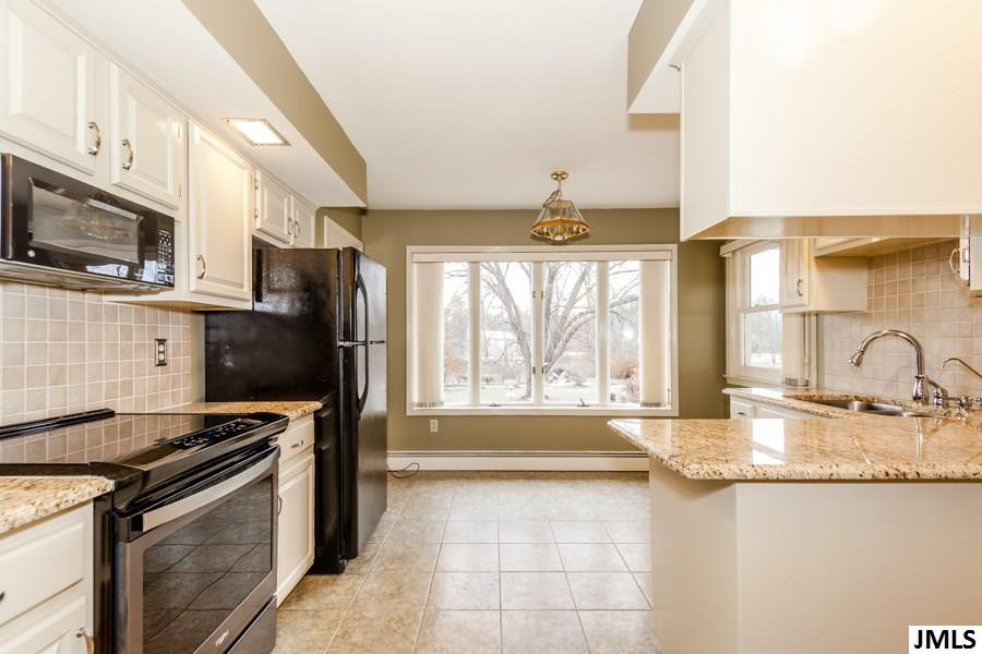 3831 Harshbarger Road Jackson, MI 49203 - Photo 7 of 31 Photo 7