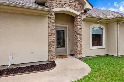 $369,000 | 2613 Leila Court, Bryan, TX 77802