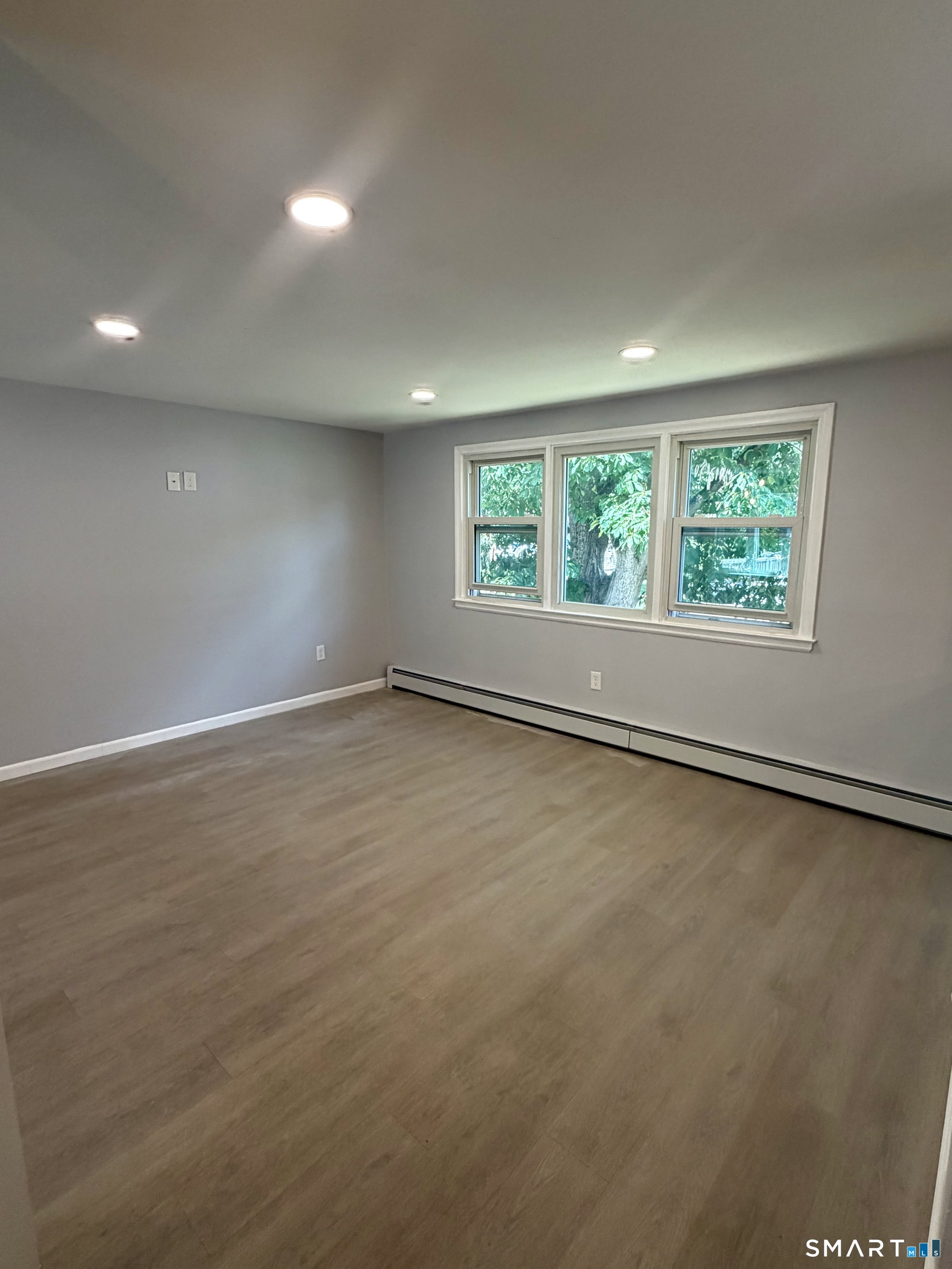 31 Forest Lane Bloomfield, CT 06002 - Photo 6 of 12