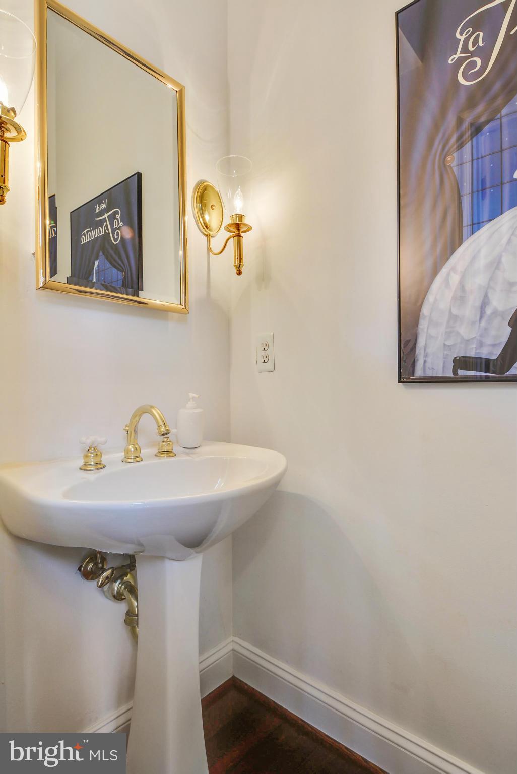 10395 Wetherburn Road Woodstock, MD 21163 - Photo 13 of 30 1st Floor half bath
