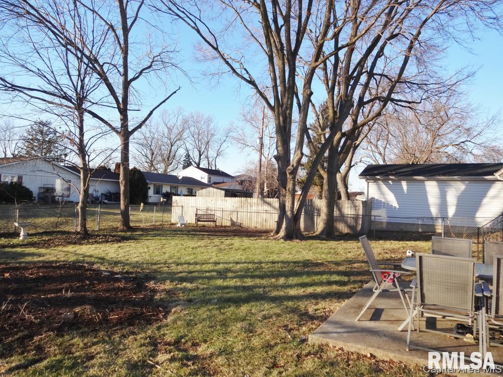 45 Celeste Court Springfield, IL 62703 - Photo 22 of 26