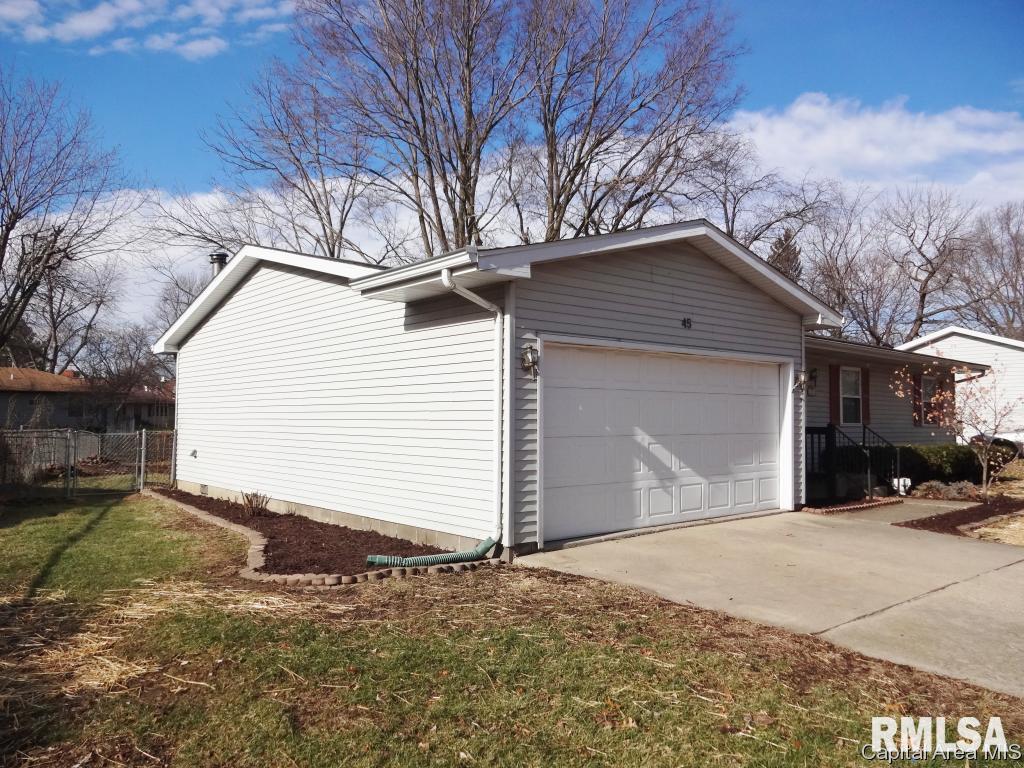 45 Celeste Court Springfield, IL 62703 - Photo 24 of 26
