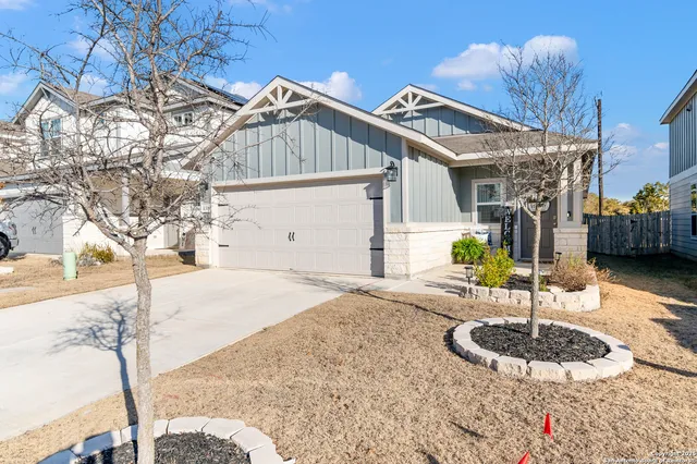 $1,700 | 11318 Long Rider, San Antonio, TX 78254