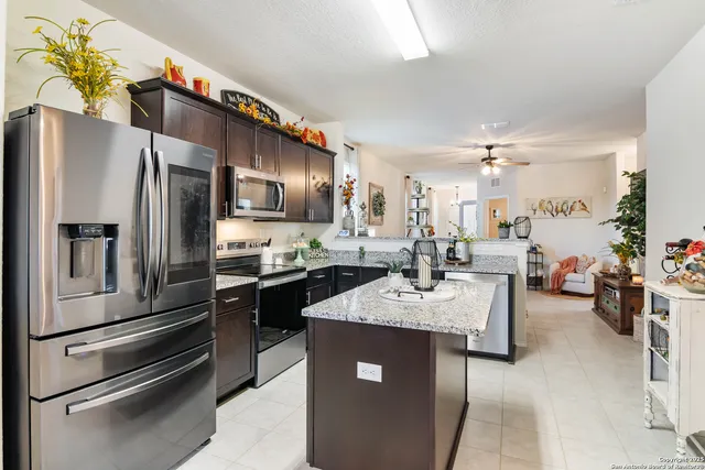 $1,700 | 11318 Long Rider, San Antonio, TX 78254