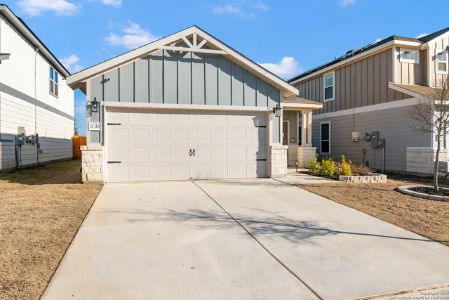 $1,700 | 11318 Long Rider, San Antonio, TX 78254