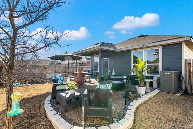 $1,700 | 11318 Long Rider, San Antonio, TX 78254