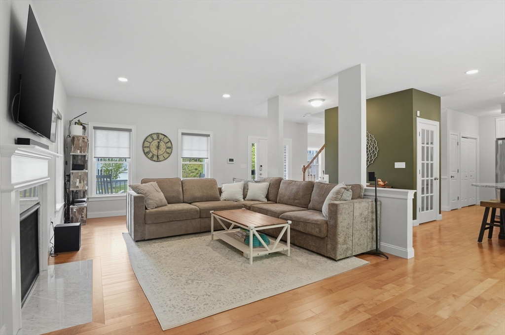 2 Klondike Road Grafton, MA 01560 - Photo 6 of 41