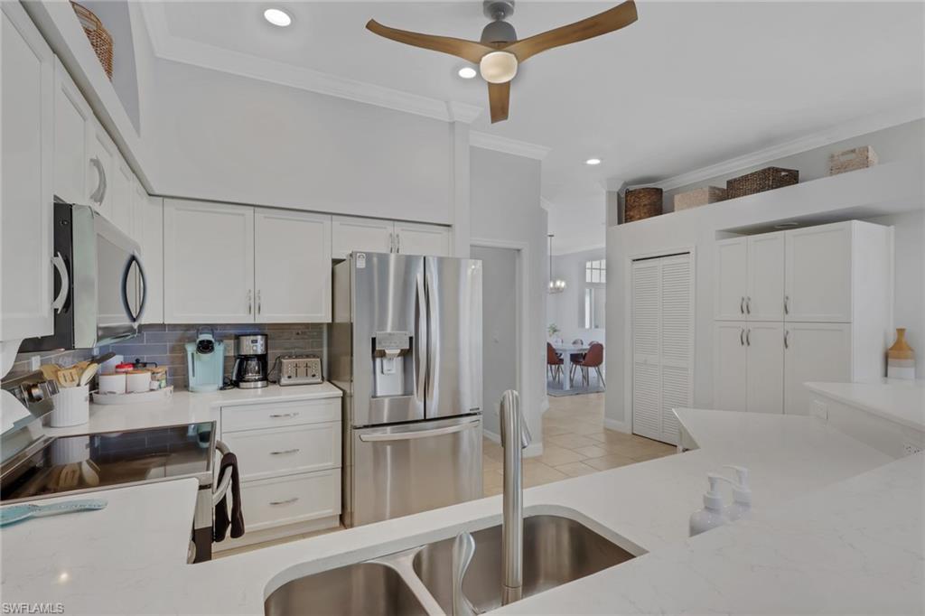 5121 Coldstream Lane Naples, FL 34104 - Photo 14 of 50 Gallery Image 14