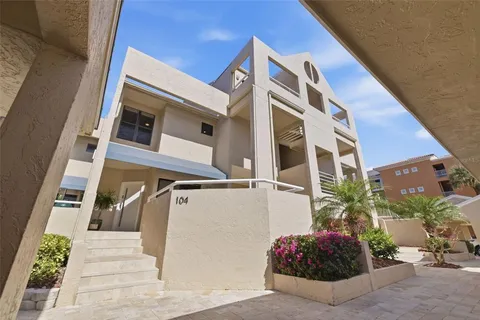 $1,075,000 | 722 Pinellas Bayway South, Unit 104, Tierra Verde, FL 33715