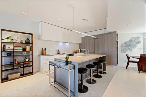 $1,075,000 | 722 Pinellas Bayway South, Unit 104, Tierra Verde, FL 33715