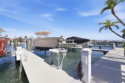 $1,075,000 | 722 Pinellas Bayway South, Unit 104, Tierra Verde, FL 33715