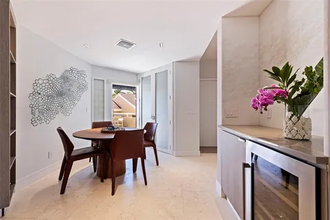 $1,075,000 | 722 Pinellas Bayway South, Unit 104, Tierra Verde, FL 33715