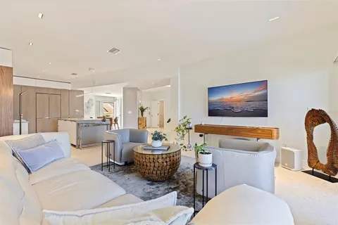 $1,075,000 | 722 Pinellas Bayway South, Unit 104, Tierra Verde, FL 33715