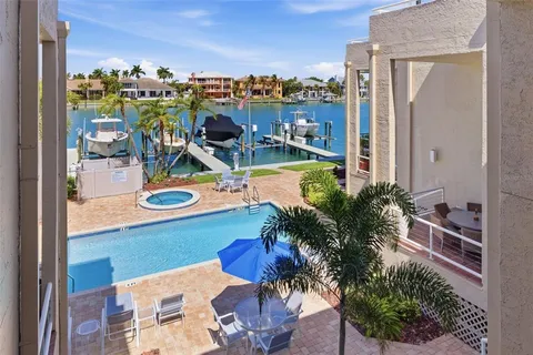 $1,075,000 | 722 Pinellas Bayway South, Unit 104, Tierra Verde, FL 33715
