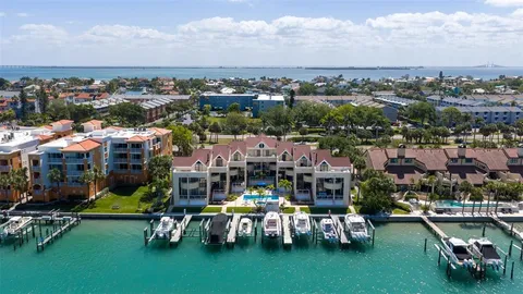$1,075,000 | 722 Pinellas Bayway South, Unit 104, Tierra Verde, FL 33715
