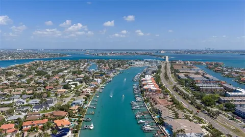 $1,075,000 | 722 Pinellas Bayway South, Unit 104, Tierra Verde, FL 33715
