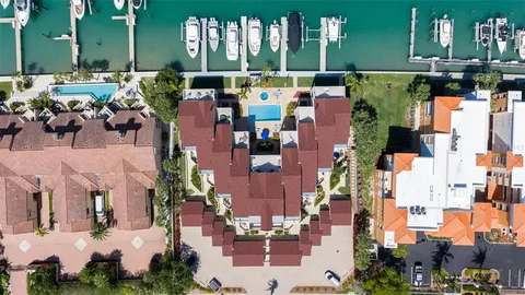 $1,075,000 | 722 Pinellas Bayway South, Unit 104, Tierra Verde, FL 33715