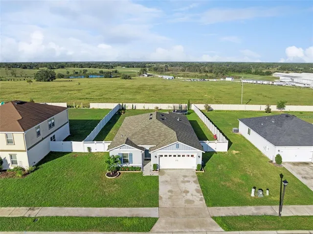 $359,999 | 2497 Begonia Street, Mascotte, FL 34753