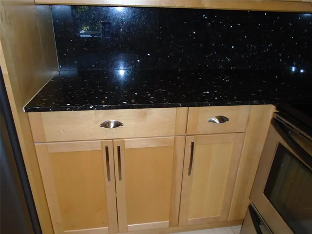 $250,000 | 1800 North Andrews Avenue, Unit 4B, Fort Lauderdale, FL 33311