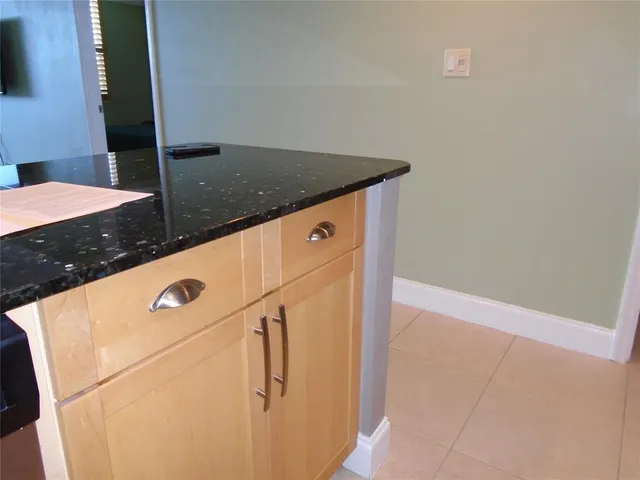 $250,000 | 1800 North Andrews Avenue, Unit 4B, Fort Lauderdale, FL 33311