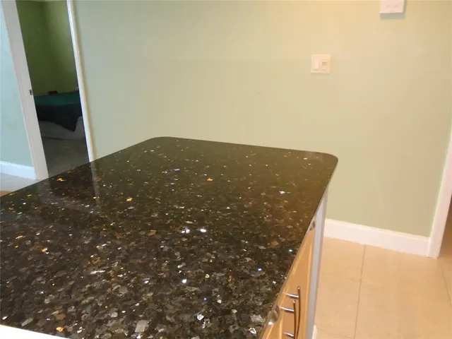 $250,000 | 1800 North Andrews Avenue, Unit 4B, Fort Lauderdale, FL 33311