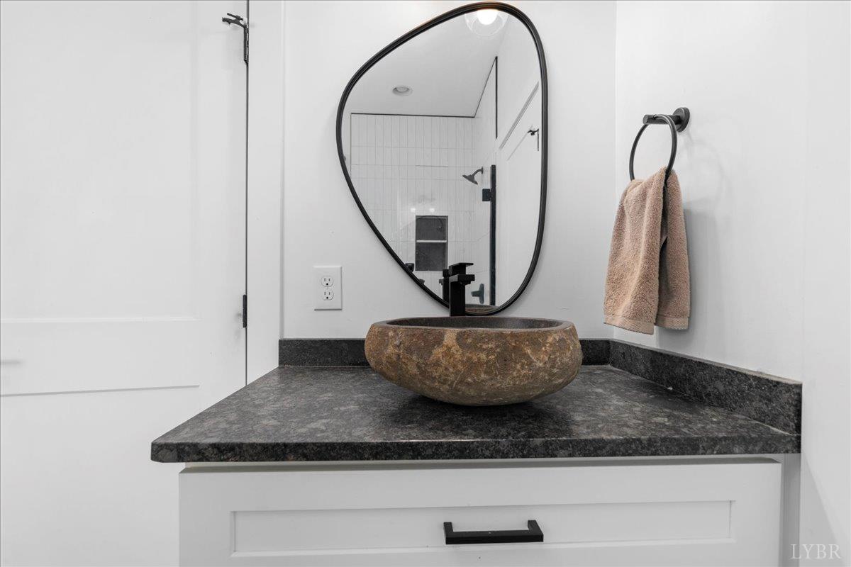 1393 Stonewall Road Concord, VA 24538 - Photo 38 of 85