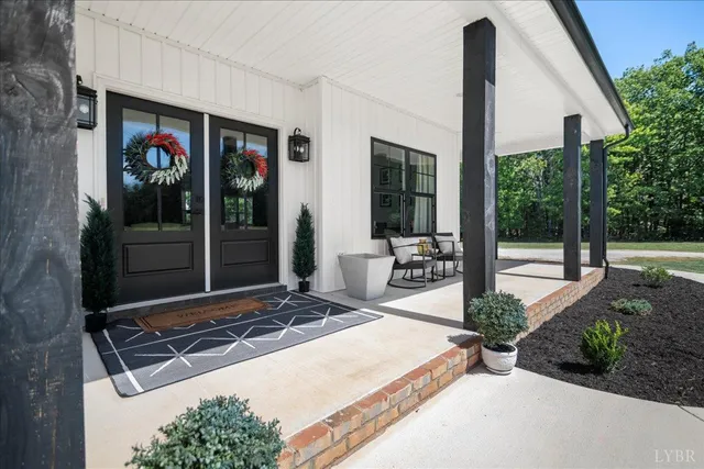 $489,900 | 1393 Stonewall Road, Concord, VA 24538