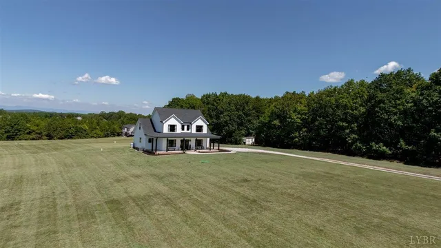 $489,900 | 1393 Stonewall Road, Concord, VA 24538