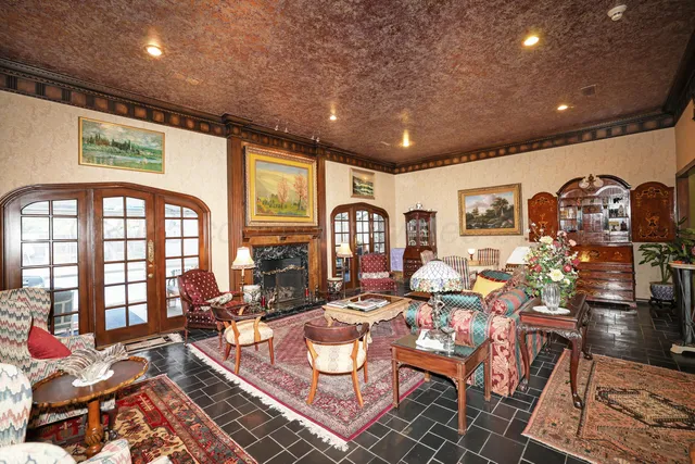 $1,295,000 | 7216 Versailles Drive, Amarillo, TX 79121