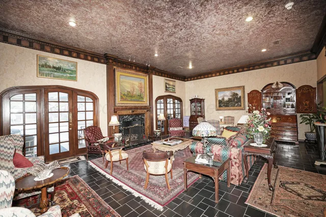 $1,295,000 | 7216 Versailles Drive, Amarillo, TX 79121