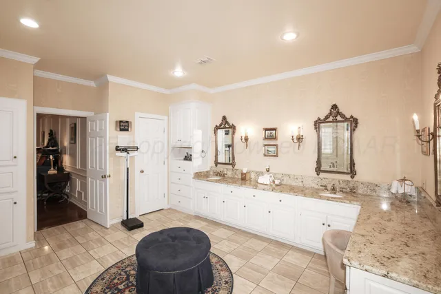 $1,295,000 | 7216 Versailles Drive, Amarillo, TX 79121